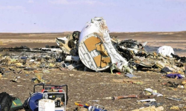 Έκρηξη στον κινητήρα του μοιραίου αεροσκάφους δείχνουν οι τελευταίες έρευνες (video)