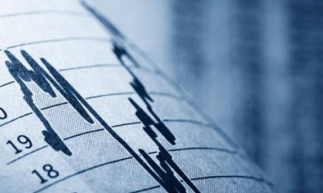 ΕΕ: Πίσω στην ύφεση η Ελλάδα φέτος και το 2016