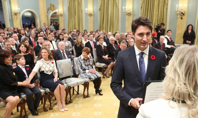Καναδάς: Ορκίστηκε ο νέος πρωθυπουργός της χώρας, Τζάστιν Τριντό (pics)