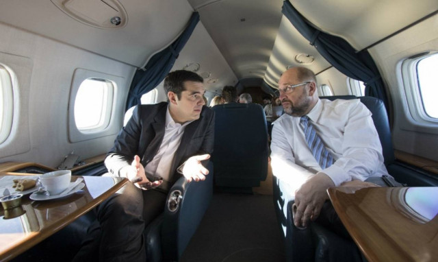 Λέσβος: Προσφυγόπουλο πλησίασε τον Σουλτς και του ζήτησε χρήματα - Πώς αντέδρασε ο Τσίπρας