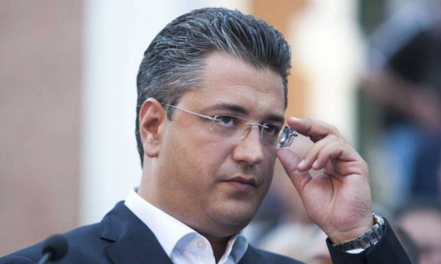 Τζιτζικώστας: Να παραιτηθεί ο Φίλης