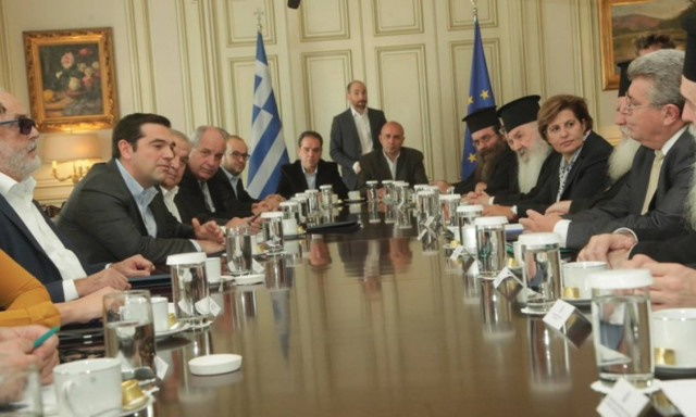 Τι ειπώθηκε στην σύσκεψη για το προσφυγικό στο Μέγαρο Μαξίμου