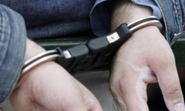 Εξήντα ένα άτομα συνελήφθησαν σε αστυνομικές επιχειρήσεις