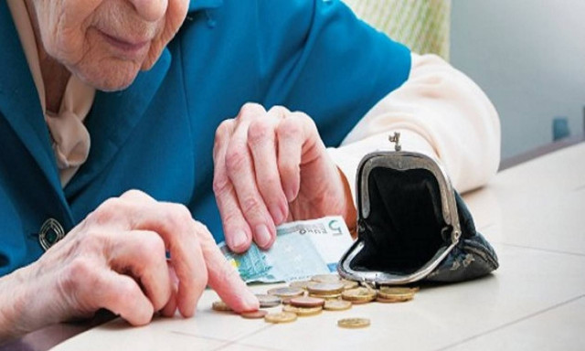 Μειώσεις συντάξεων: Πώς θα υπολογιστούν από την αρχή - Τα τρία κριτήρια και οι μεγάλοι χαμένοι