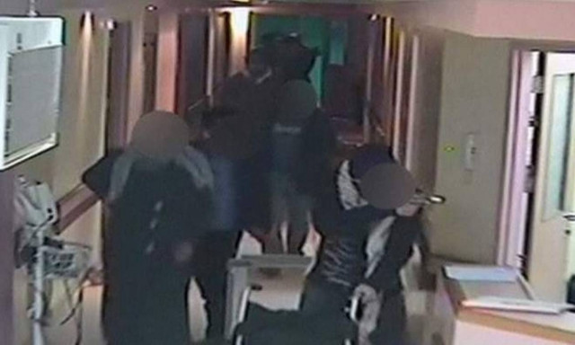 Ισραηλινός αστυνομικός μεταμφιέστηκε σε έγκυο για να συλλάβει Παλαιστίνιο σε νοσοκομείο (video)