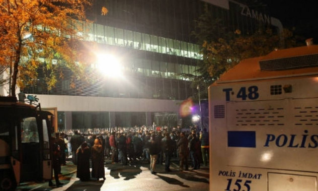 Τουρκία: Εισβολή σε γραφεία εφημερίδας από τις Αρχές
