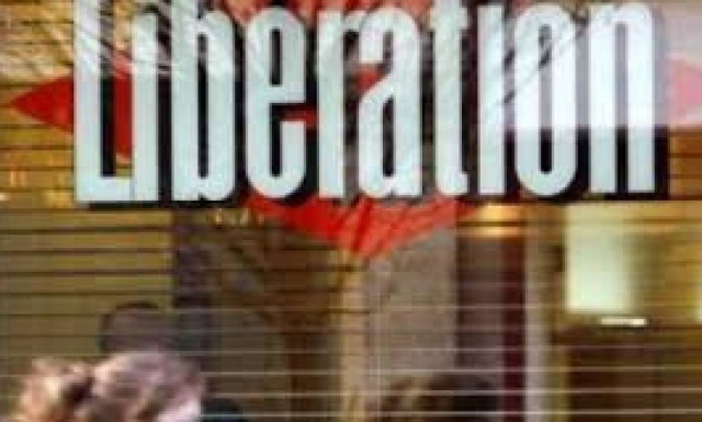 Επίθεση Γαλλία: Το συγκλονιστικό κυριακάτικο (15/11) πρωτοσέλιδο της Liberation (pic)