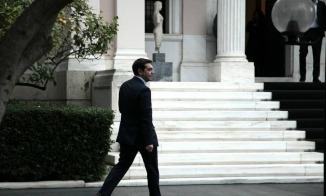 Σύσκεψη στο Μαξίμου μετά τις επιθέσεις στο Παρίσι