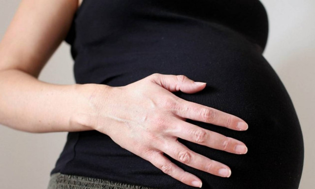 Βόλος: Χαμός στο Διαδίκτυο – Η αντίδραση ενός πατέρα όταν έμαθε ότι η κόρη του είναι έγκυος