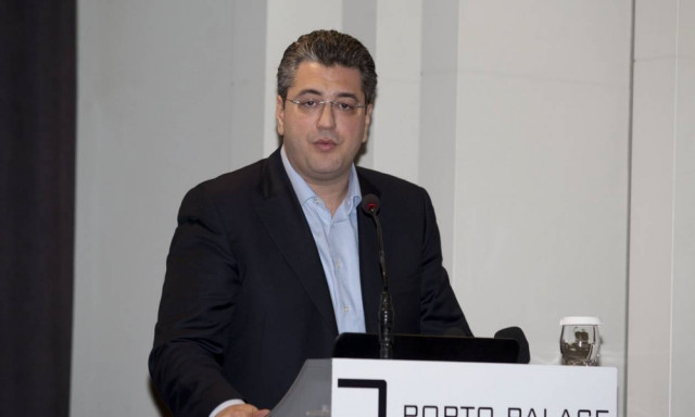 Τζιτζικώστας: Φοβάται τον διάλογο ο προσωρινός πρόεδρος της ΝΔ