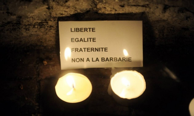 Επίθεση Γαλλία: ΕΛ.ΑΣ. και ΕΥΠ σε «κόκκινο» συναγερμό για τζιχαντιστικούς πυρήνες