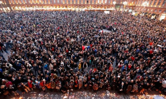 Επίθεση Γαλλία: Συγκέντρωση κατά του φόβου στην Τουλούζη