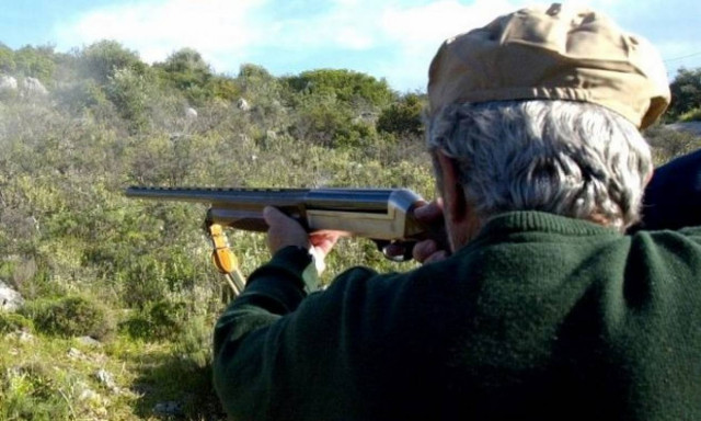 Τραγωδία στα Τρίκαλα: Πυροβόλησε τον ξάδερφό του σε κυνήγι