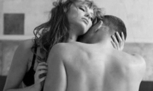 Η τεχνική του απόλυτου sexting: 6 άντρες αποκαλύπτουν τι είναι αυτό που τους αναστατώνει