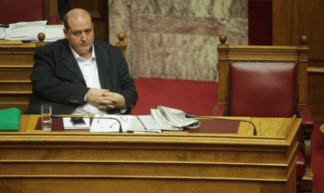 Ο υπουργός Παιδείας σκοπεύει να καταργήσει το μάθημα των θρησκευτικών;