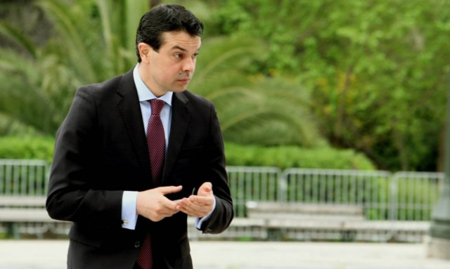 Υπ. Εξωτερικών Σκοπίων: Να βοηθήσουμε τον Μάθιου Νίμιτς για λύση στο ζήτημα της ονομασίας