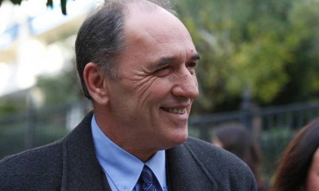 Σταθάκης: Ο «οδικός χάρτης», έχει τρία σημεία για το 2015