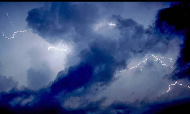 Καιρός: Έρχεται «βαρυχειμωνιά» - Πού θα χτυπήσει η κακοκαιρία τις επόμενες ώρες