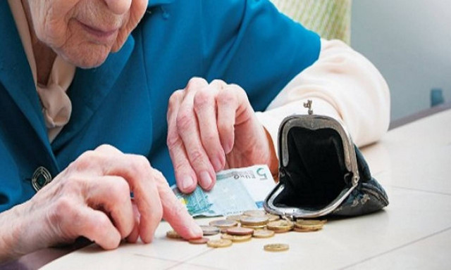 Η κυβέρνηση του «ΝΑΙ ΣΕ ΟΛΑ» ετοιμάζει τσεκούρι και στις κύριες συντάξεις