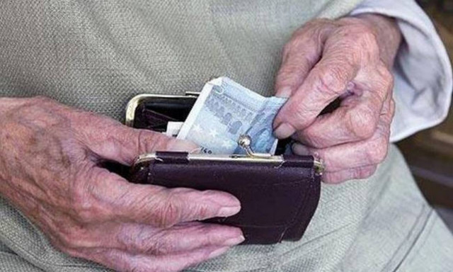 Συντάξεις: Σε κίνδυνο η σύνταξη του πρώην ΤΕΒΕ (ΟΑΕΕ) για 180.000 δικαιούχους