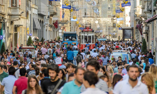 Bloomberg: Το εμπάργκο των Ρώσων τουριστών «γονατίζει» την Τουρκία