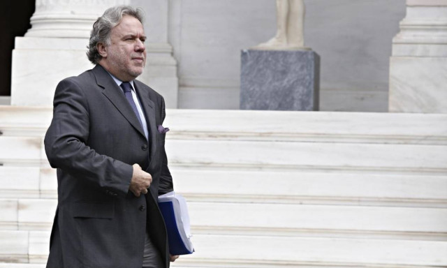 Κατρούγκαλος: Στόχος να μην μειωθούν οι κύριες συντάξεις