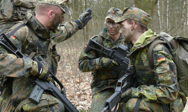 Spiegel: Νεκροί Ρώσοι στρατιώτες σε χερσαίες επιχειρήσεις στη Συρία