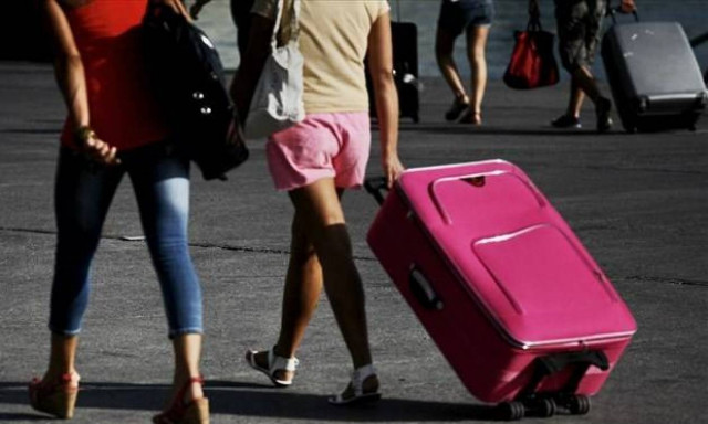 Τουρκία: Μεγάλες επιπτώσεις στην οικονομία από το «εμπάργκο» των Ρώσων τουριστών