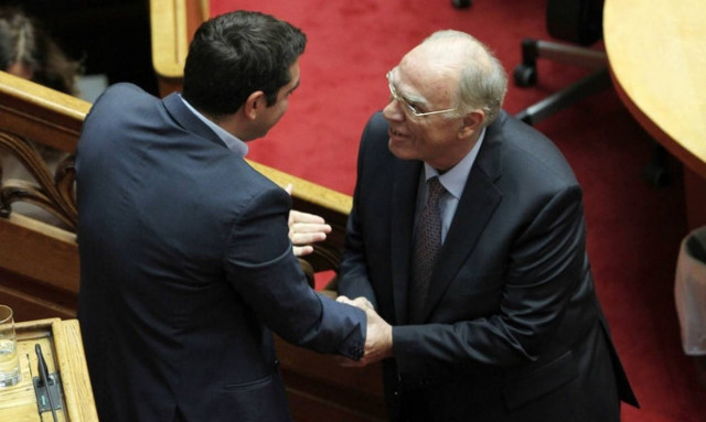 Συμβούλιο πολιτικών αρχηγών: Τηλεφωνική επικοινωνία Τσίπρα - Λεβέντη