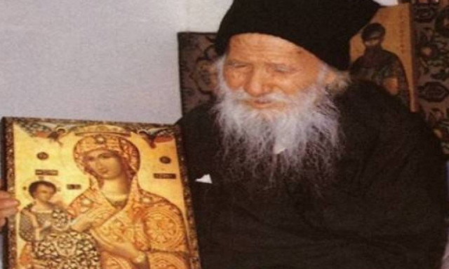 Προφητεία Οσίου Πορφυρίου: Επεμβαίνει ο στρατός και δίνει την εξουσία σε πατριωτική κυβέρνηση (vid)