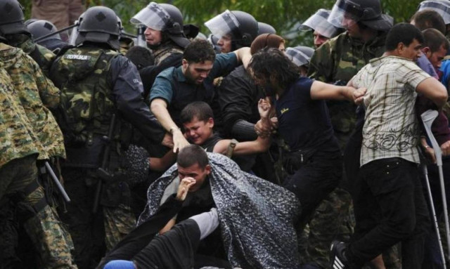 Ειδομένη: Δεκάδες τραυματίες από τα επεισόδια