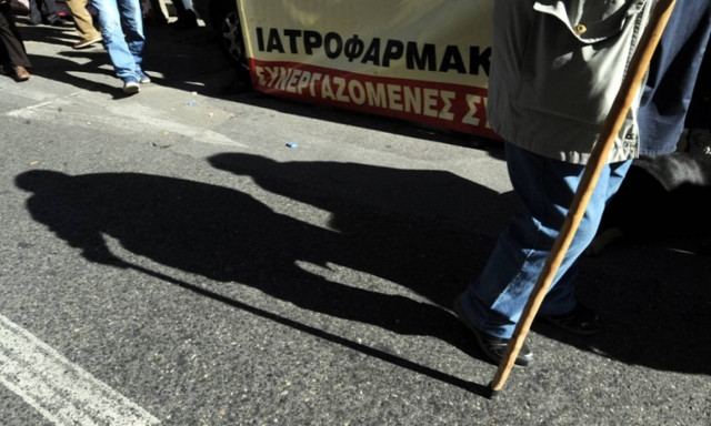 Κατρούγκαλος: Εθνική γραμμή για να μη γίνει καμία μείωση στις κύριες συντάξεις