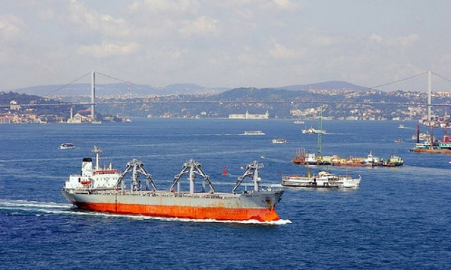 Τύμπανα πολέμου - Η Τουρκία έκλεισε τα Στενά του Βοσπόρου