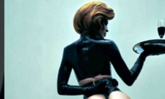 Η πιο καυτή φωτογράφηση της Kylie Jenner (photos)