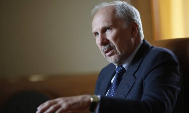 Νοβότνι: Τα πακέτα βοήθειας έδωσαν στην Ελλάδα σταθερότητα