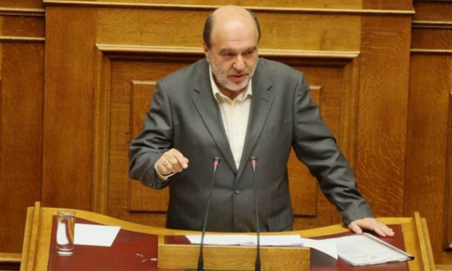 Βουλή: Κόντρα Αλεξιάδη - Κουτσούκου για τη λίστα Λαγκάρντ