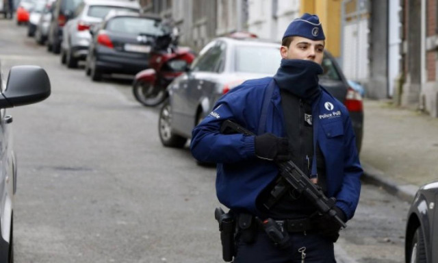 Βέλγιο: Δύο νέοι ύποπτοι για το μακελειό στο Παρίσι