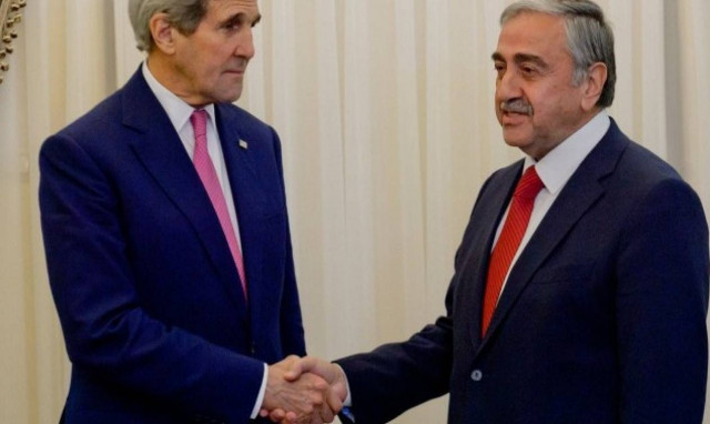 Ακιντζί: Τι συζήτησε με τον Κέρι