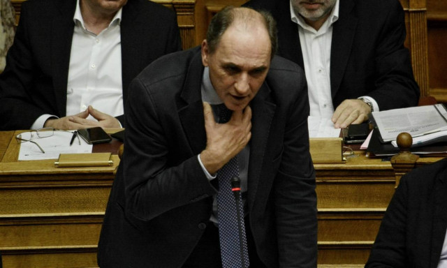 Νέα στοιχεία: Ο Σταθάκης «ξέχασε» να δηλώσει στο πόθεν έσχες 1,8 εκατ. ευρώ και 38 ακίνητα!