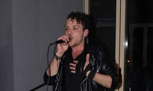 Ραφαήλ Θεοχαρίδης: Αυτός είναι ο τραγουδιστής που έφυγε από τη ζωή