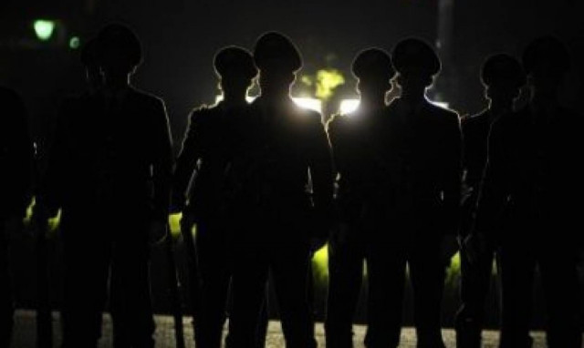 Απίστευτο! Αποσπάσεις υπαξιωματικών... σε διαμέρισμα!