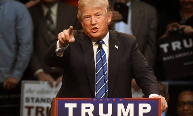 Να απαγορευθεί η είσοδος στη χώρα σε όλους τους μουσουλμάνους ζητά ο Τραμπ