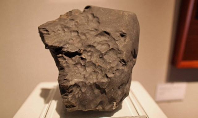 Παρίσι: Μετεωρίτες βγήκαν στο «σφυρί» με τιμή πώλησης έως και 130.000 ευρώ