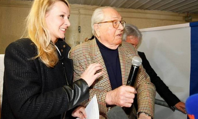 Μαριόν Μαρεσάλ Λεπέν: Στα δεξιά του... παππού της από τα 2 της