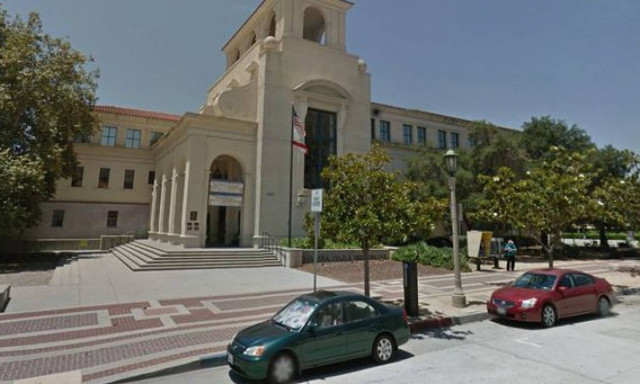 ΗΠΑ: Η «καυτή» θεία που έμαθε (εκατοντάδες φορές) τα μυστικά του σεξ στον 15χρονο ανιψιό της (photo)