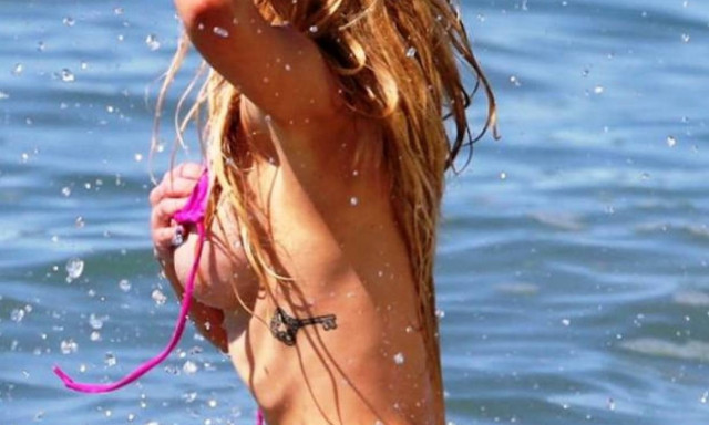 Απίθανο ατύχημα στην παραλία (photos)