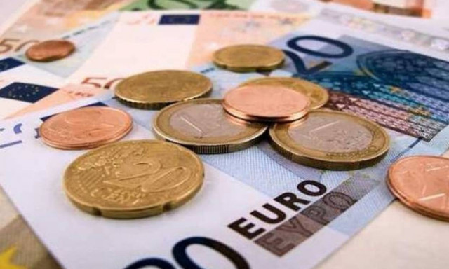 Πρόγραμμα ανθρωπιστικής κρίσης - Ποιοι οι δικαιούχοι για δωρεάν ρεύμα και κάρτα σίτισης