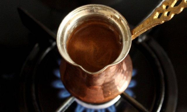 Ο «ακριβός» καφετζής και τα αμύθητα ποσά φοροδιαφυγής σε όλη την Ελλάδα που εντόπισε το ΣΔΟΕ