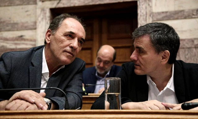 Αγεφύρωτο το χάσμα για τα «κόκκινα» δάνεια - Τα βρήκαν για ΑΔΜΗΕ