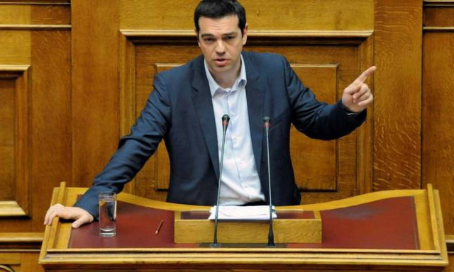 LIVE: Ο Τσίπρας απαντά στη Βουλή για ανακεφαλαιοποίηση τραπεζών και Κέντρα Ταυτοποίησης Προσφύγων